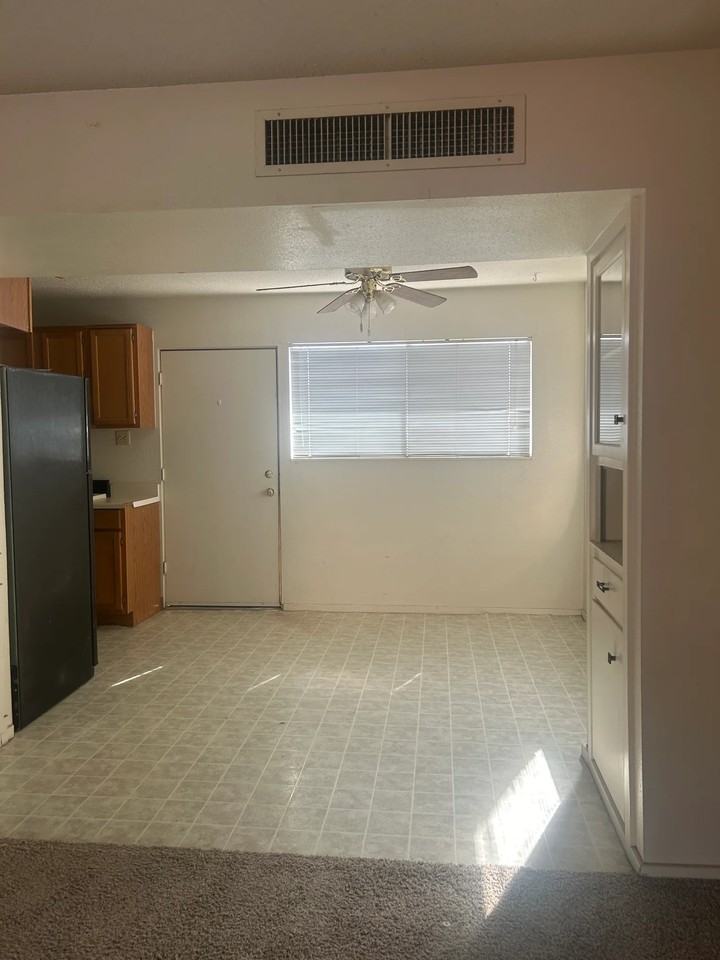 2601 N Kentucky Ave #18 - Photo 3 of 8