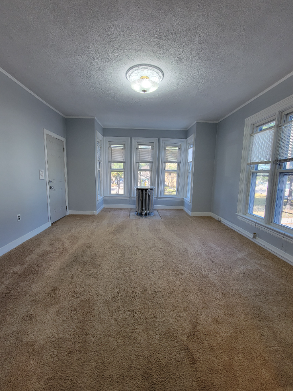 129 Snow St #2 - Photo 3 of 20