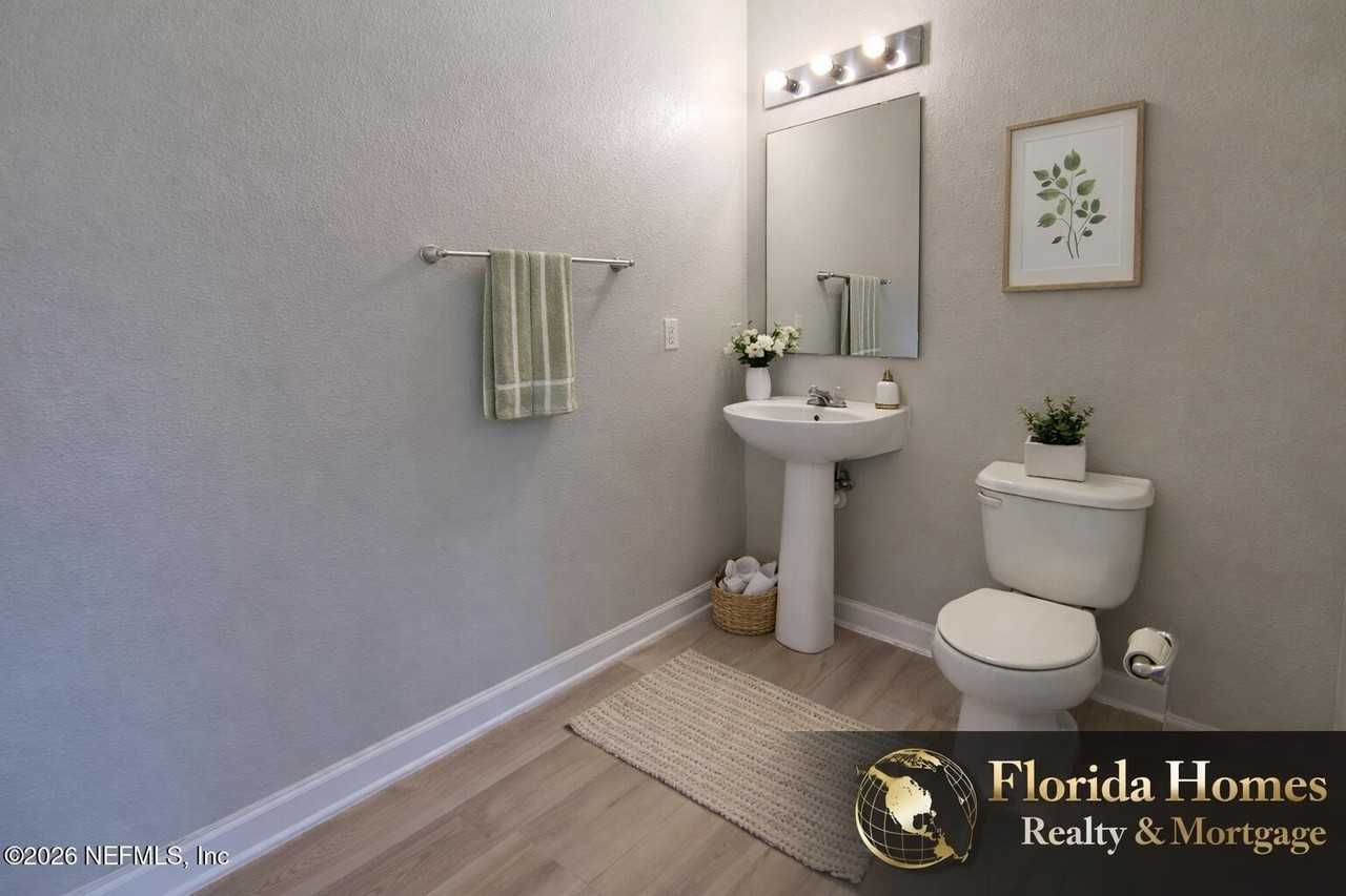 76195 Deerwood Dr - Photo 7 of 20