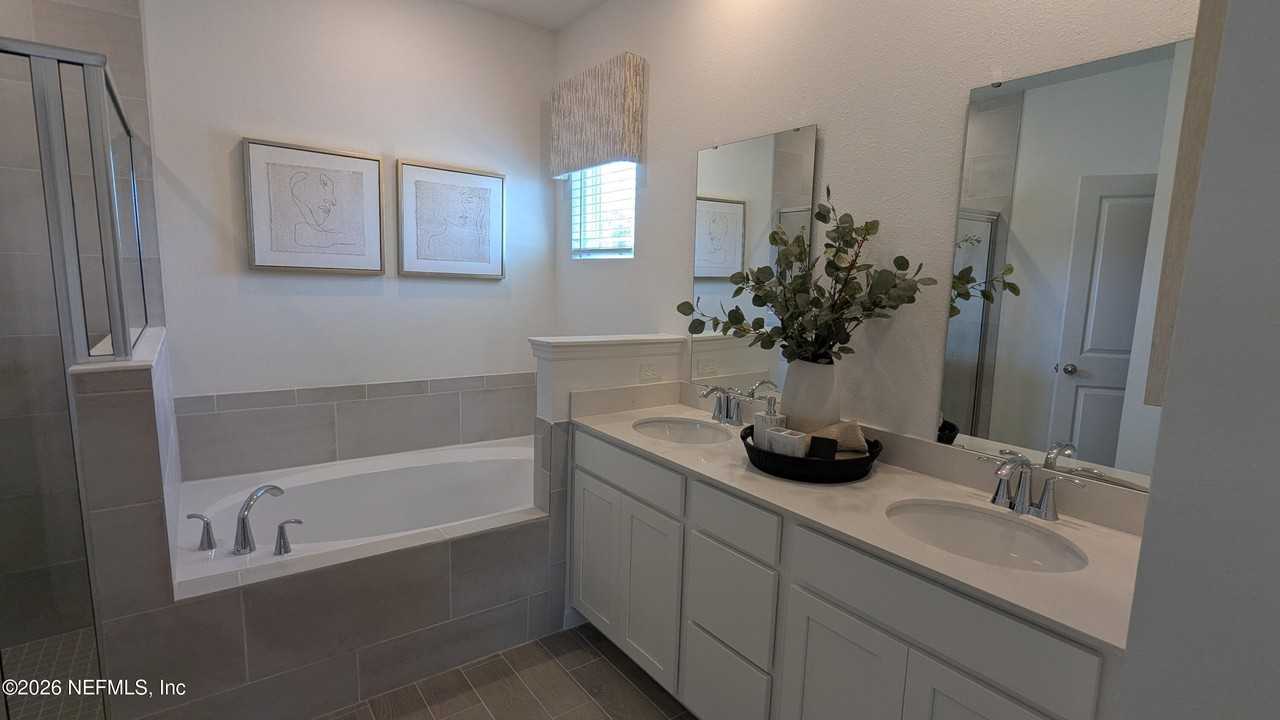 15615 Thomas Creek Way - Photo 6 of 50