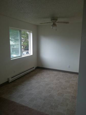 425 Filbert Ln - Photo 7 of 10