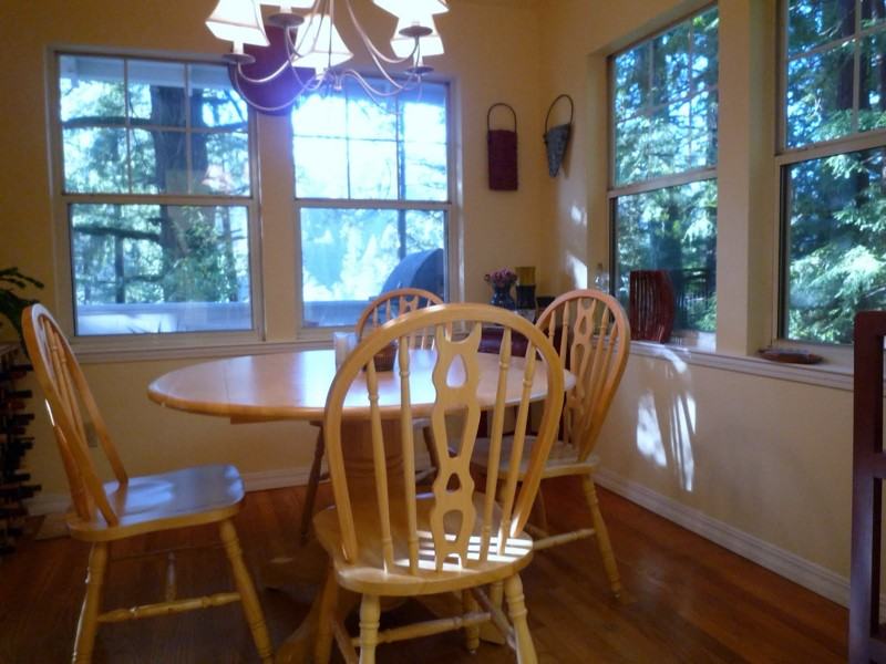 14959 Drake Rd - Photo 6 of 33