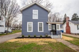 featured image of 112 Chestnut St