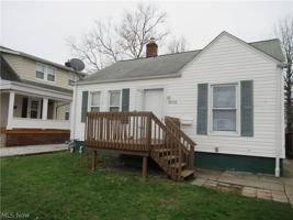 featured image of 1616 Douglas Rd