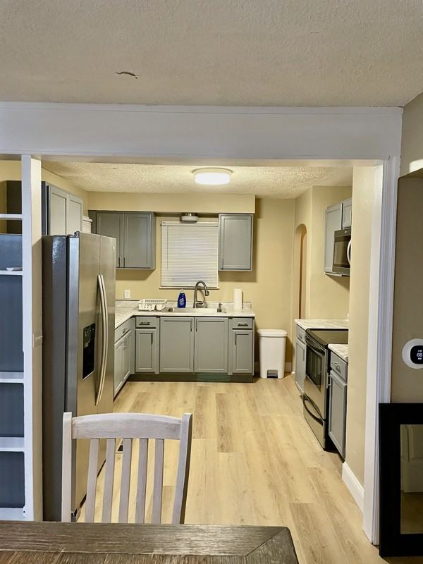 4016 E 34th St - Photo 2 of 4