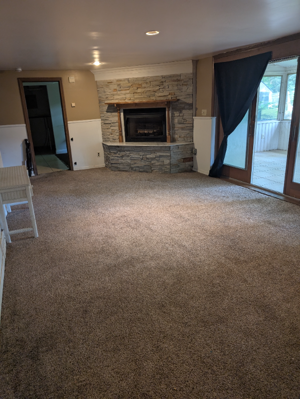 557 Murray Hill Dr - Photo 2 of 11