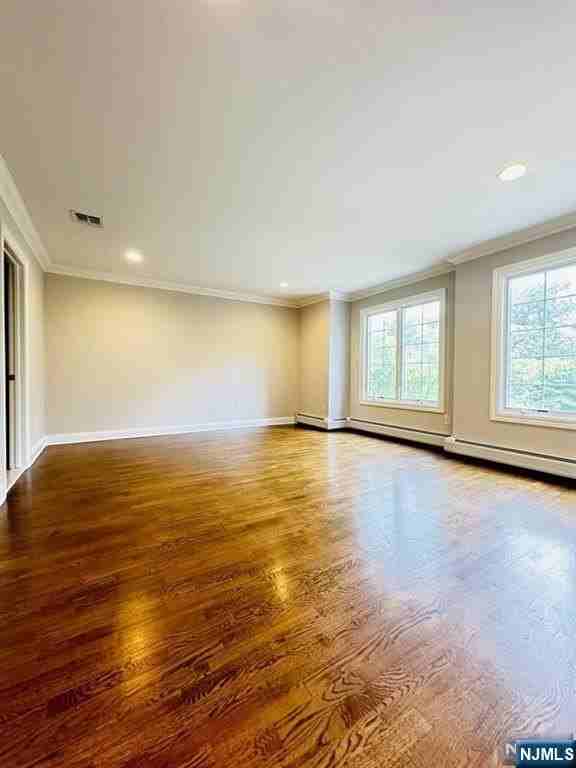 46 Skymark Ct - Photo 7 of 17