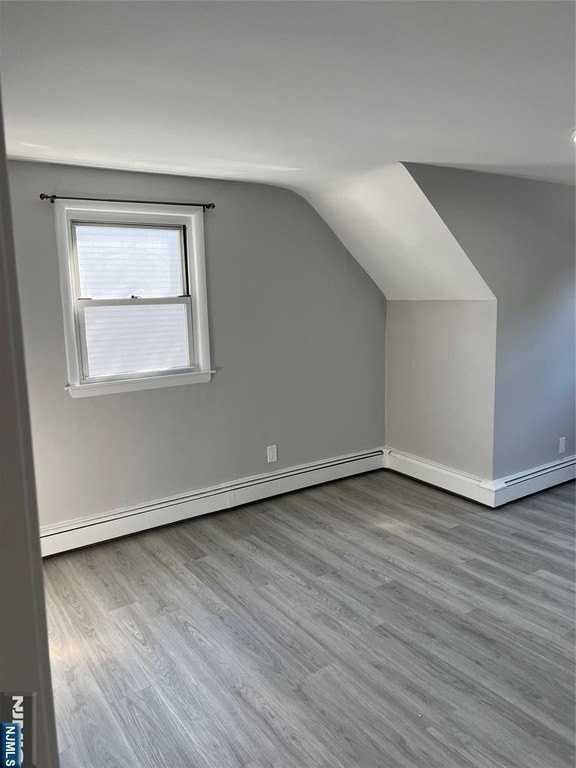 484 Shaler Blvd - Photo 5 of 10