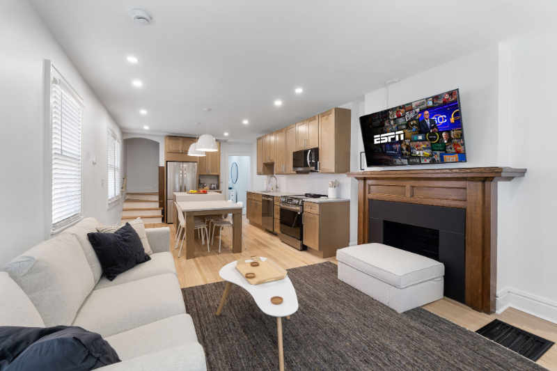 1704 W 3rd Ave #1706 - Photo 3 of 43