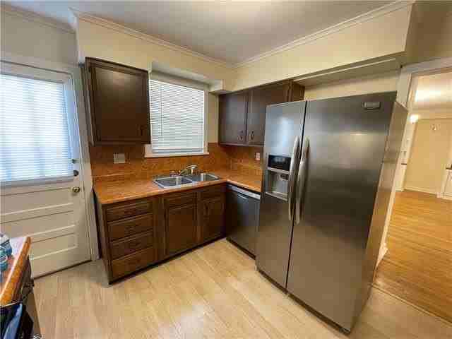 750 Canton St - Photo 5 of 17