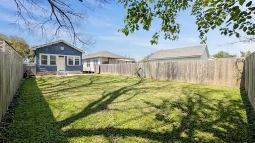 457 Sala Ave - Photo 3 of 14