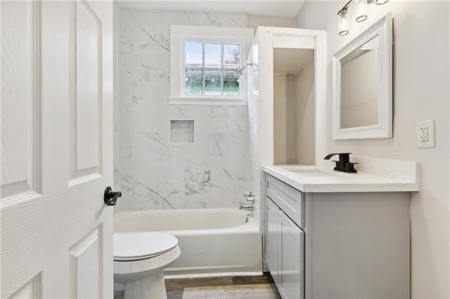 816 Forstall St - Photo 7 of 12