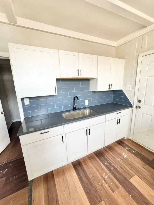 1230 E Evans Ave #H - Photo 3 of 11