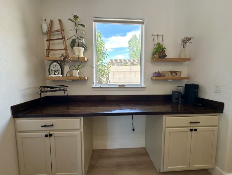 10215 Marin Dr Nw - Photo 2 of 16