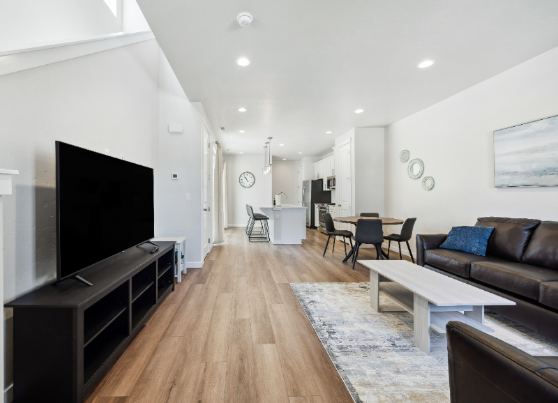 12467 W Endsley Ln - Photo 4 of 19