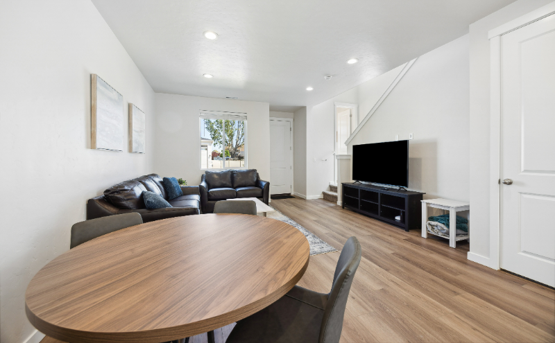 12467 W Endsley Ln - Photo 6 of 19