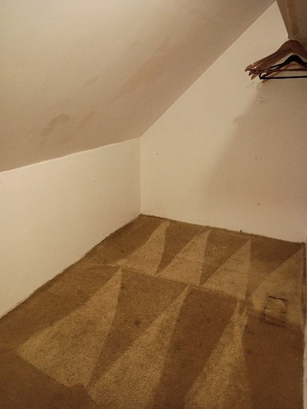 547 Ne Knott St - Photo 5 of 20