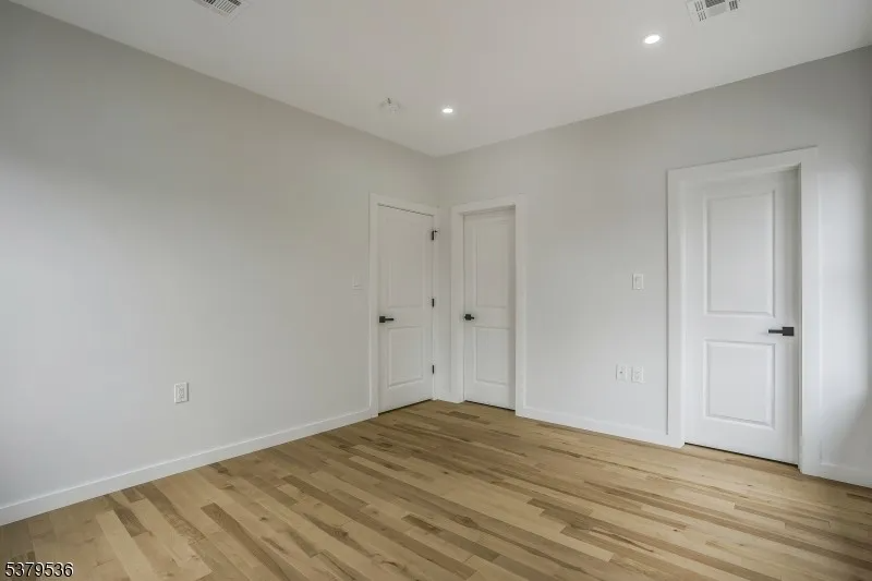 15 Voorhees St #2ndFL