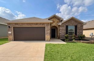 featured image of 7717 Hickman St