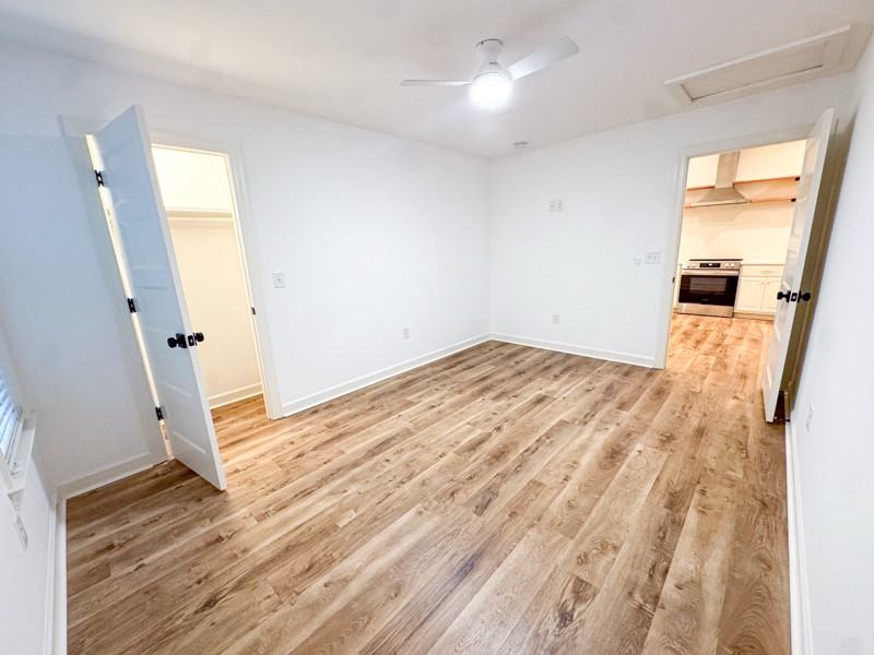 134 N Clarendon Dr - Photo 6 of 10