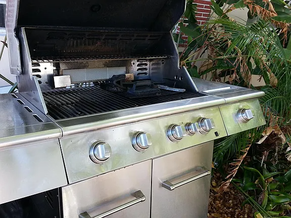 1568 Ne 45th St #C - Photo 6 of 13