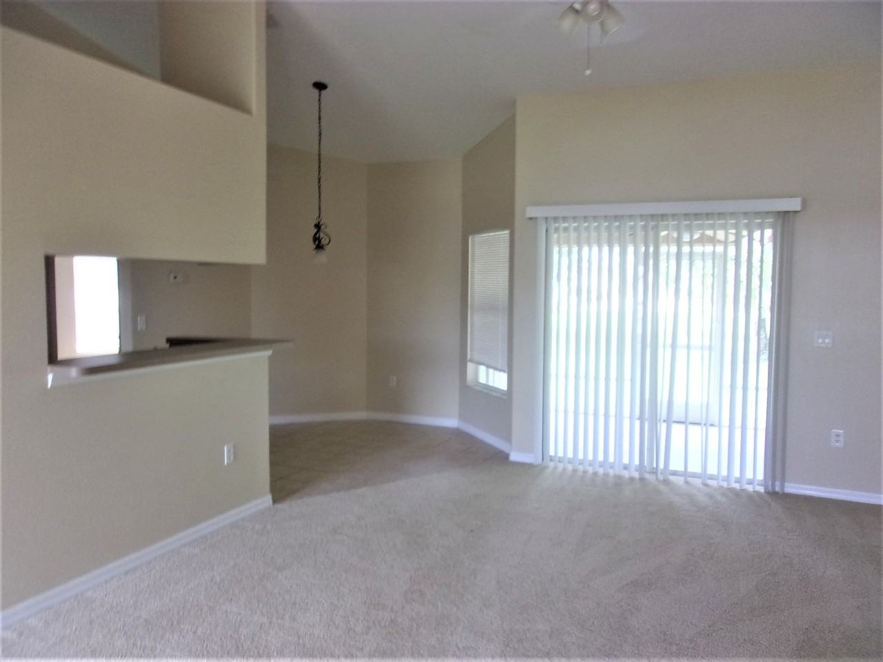 11177 Redgate St - Photo 3 of 14