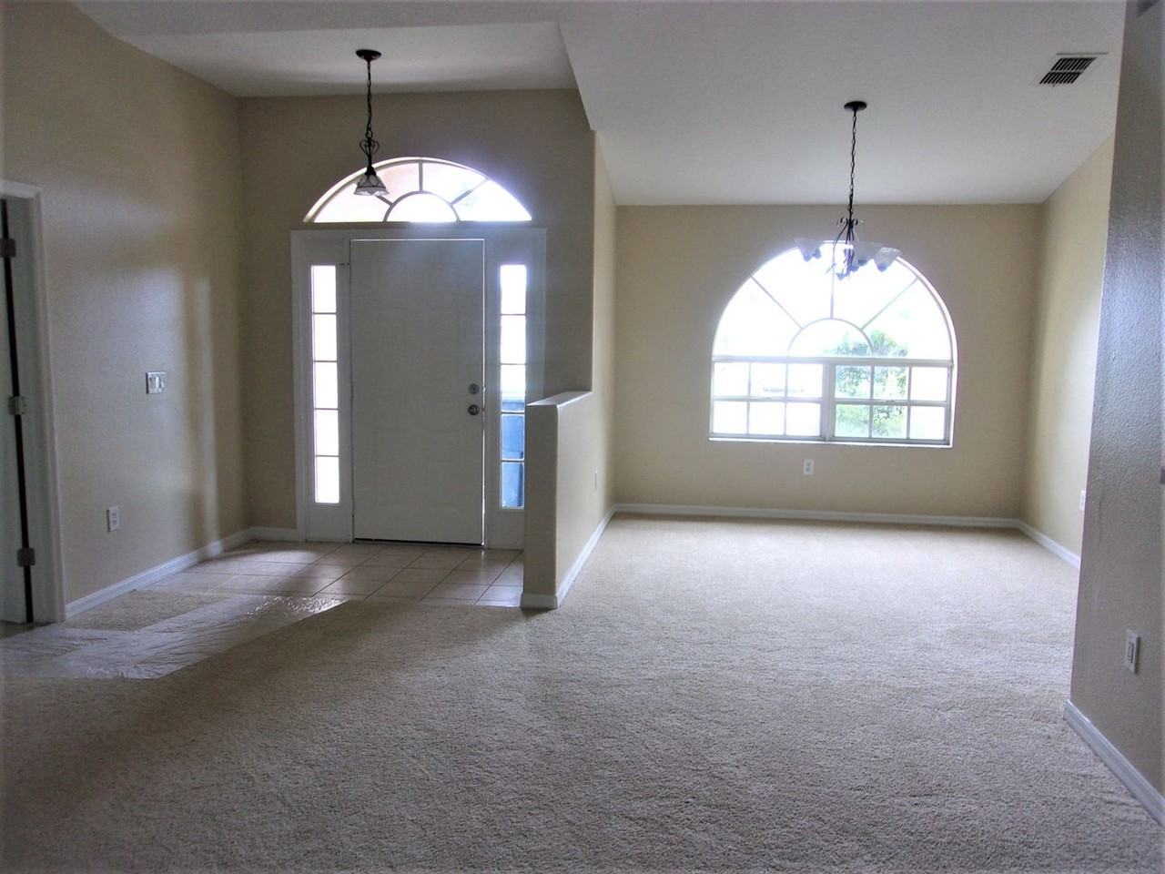 11177 Redgate St - Photo 4 of 14