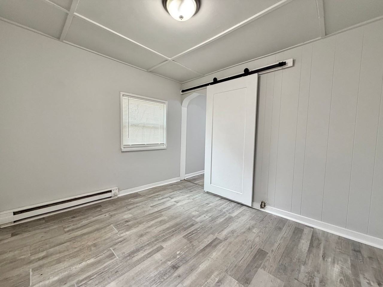 1228 Gilsey Ave - Photo 5 of 7