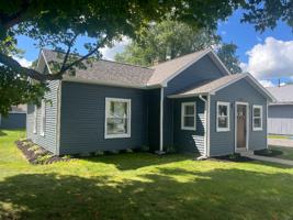 featured image of 406 W Front St