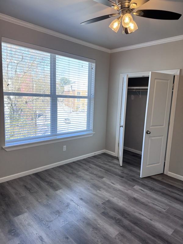 305 W 2nd St #302 - Photo 2 of 5