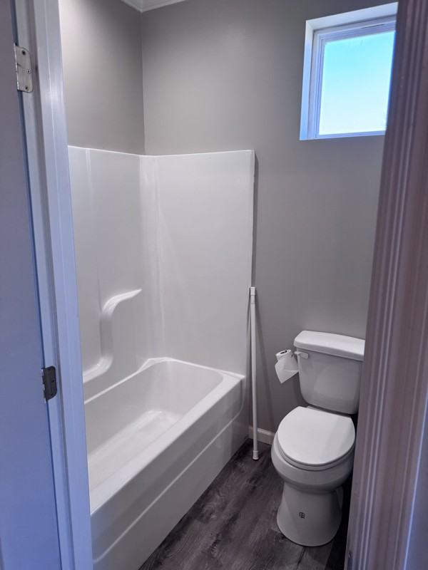 305 W 2nd St #302 - Photo 3 of 5