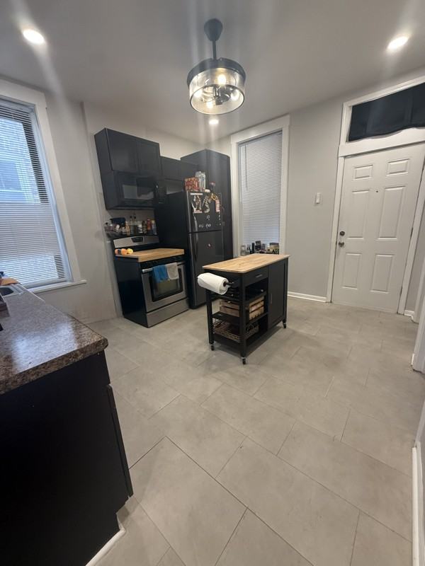 1649 W Garfield Blvd #1 - Photo 7 of 16