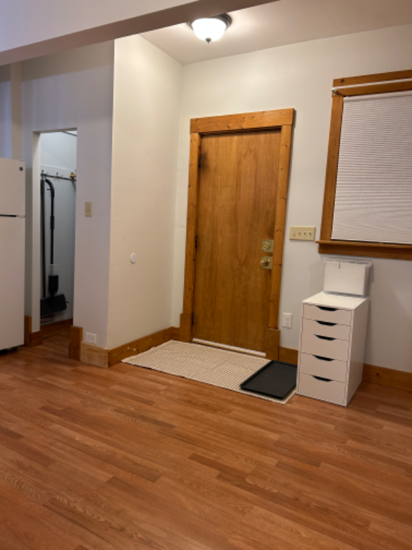 2416 17th Ave S #3 - Photo 5 of 11