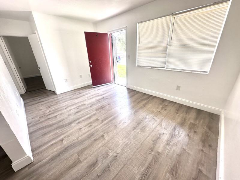 6507 Nw 6th Ave #2 - Photo 4 of 7