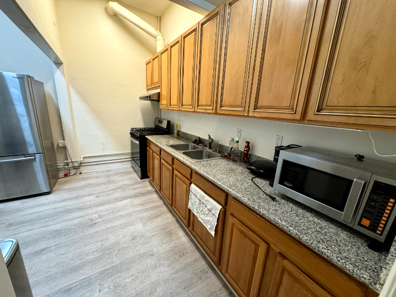 1348 Park St #1 - Photo 2 of 15