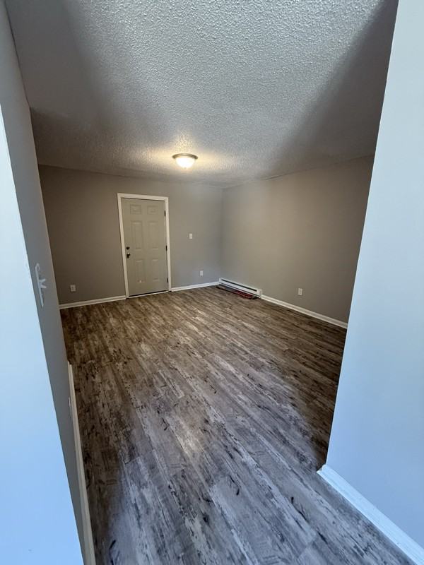 700 S English St - Photo 2 of 11