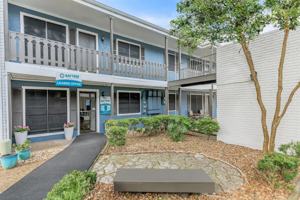 featured image of 4645 Ocean Dr #H06