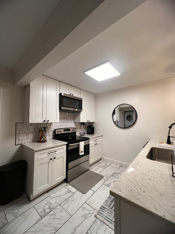 417 1st St S #419B - Photo 7 of 19