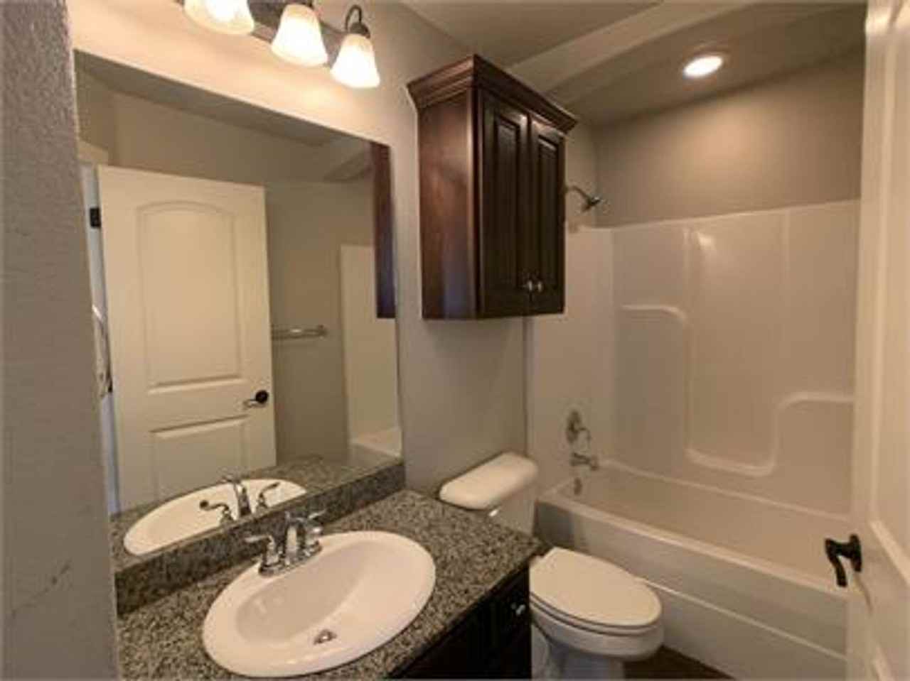 2673 N Sierra Ave - Photo 7 of 11