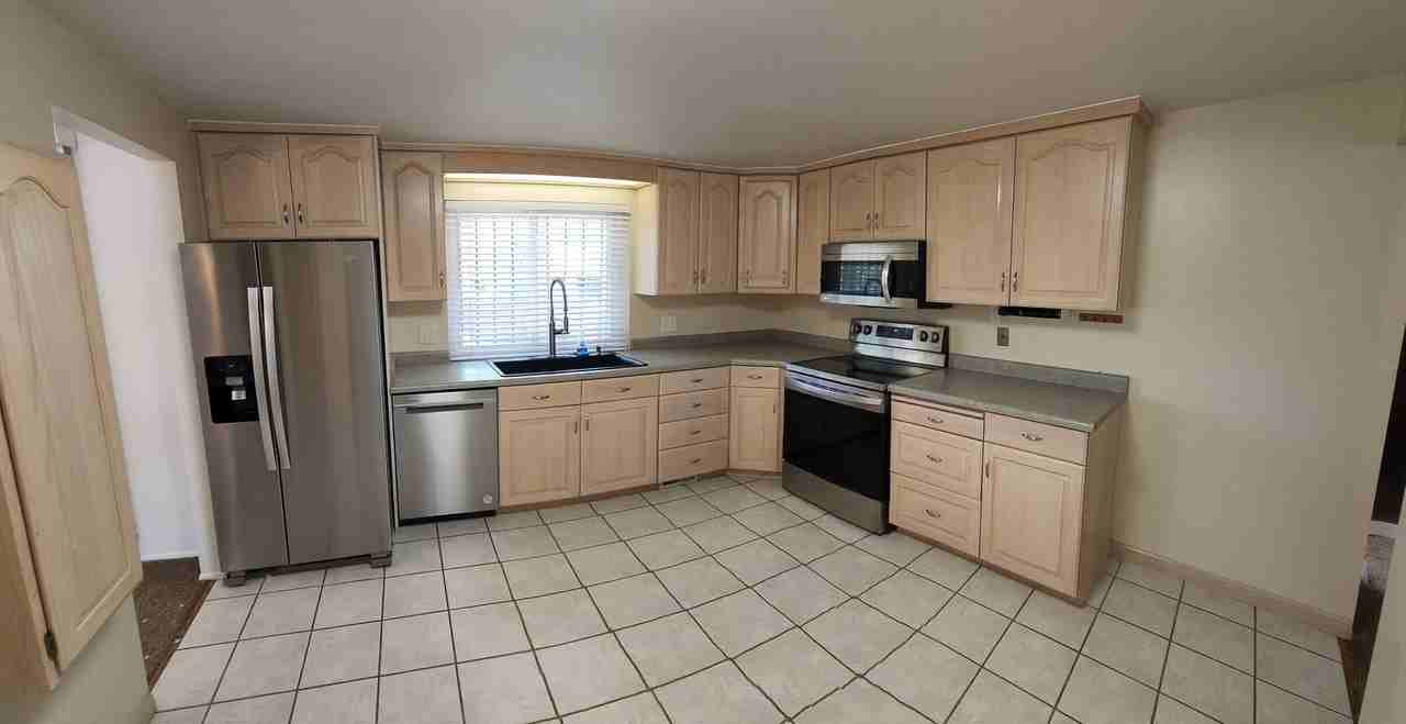 404 E Doreen St - Photo 5 of 21