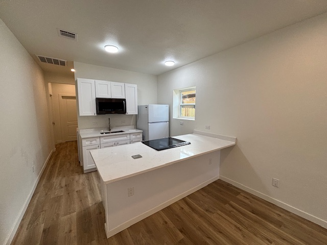 216 University Ave #102 - Photo 5 of 21
