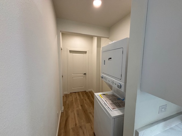 216 University Ave #102 - Photo 7 of 21