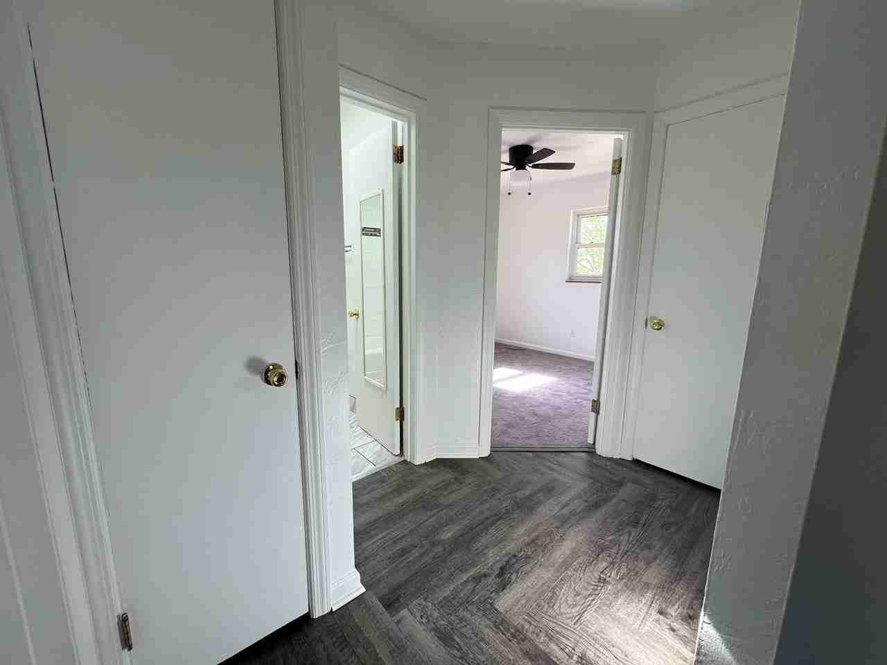 5961 Murdock Ave - Photo 6 of 18