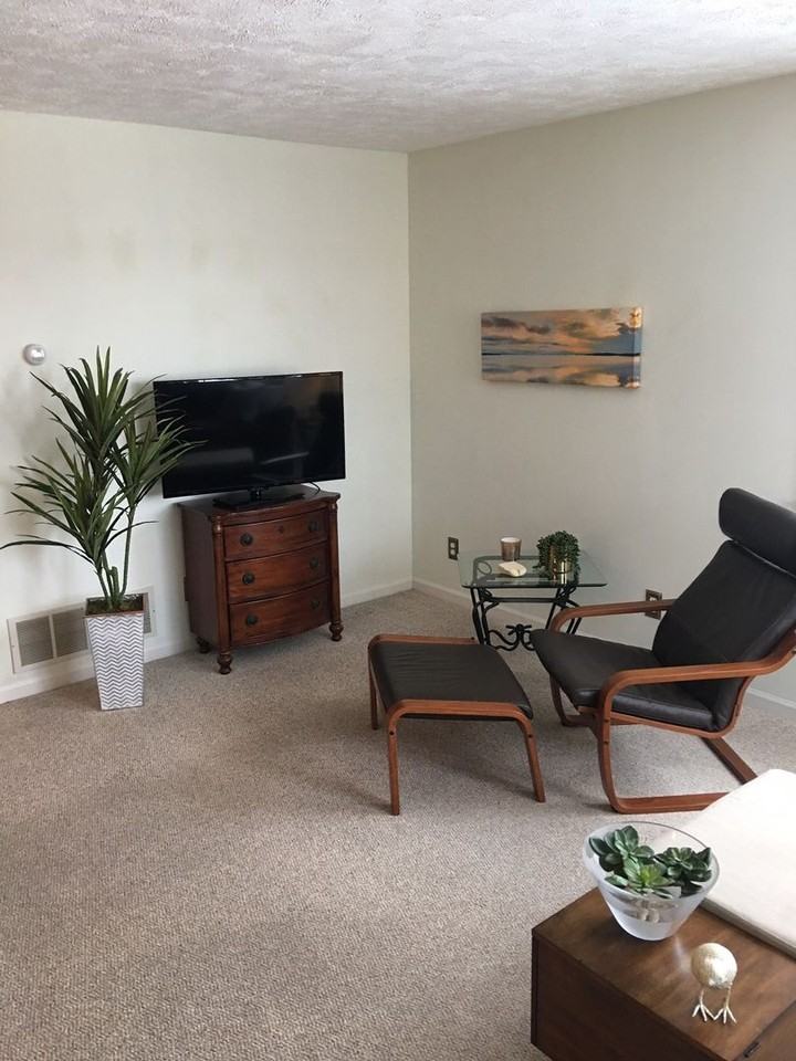 13766 S West Bay Shore Dr #101 - Photo 6 of 21