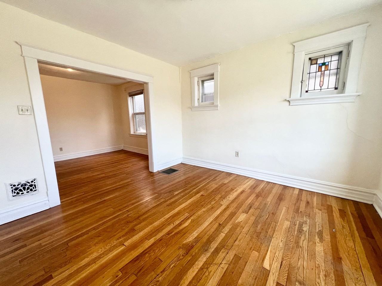 911 Saint Rita Ave #1N - Photo 2 of 7