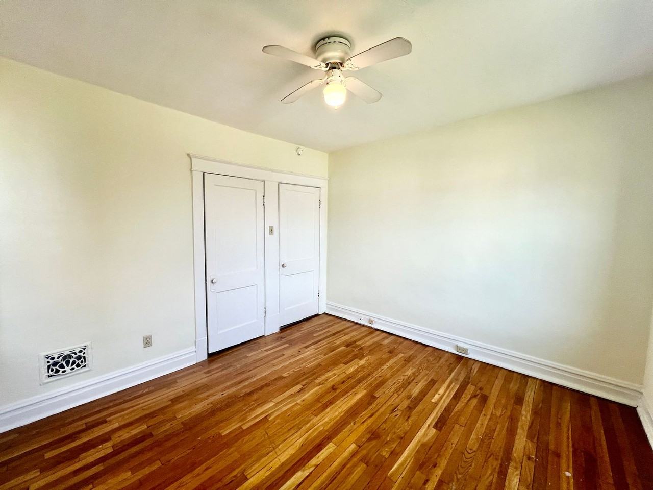 911 Saint Rita Ave #1N - Photo 6 of 7