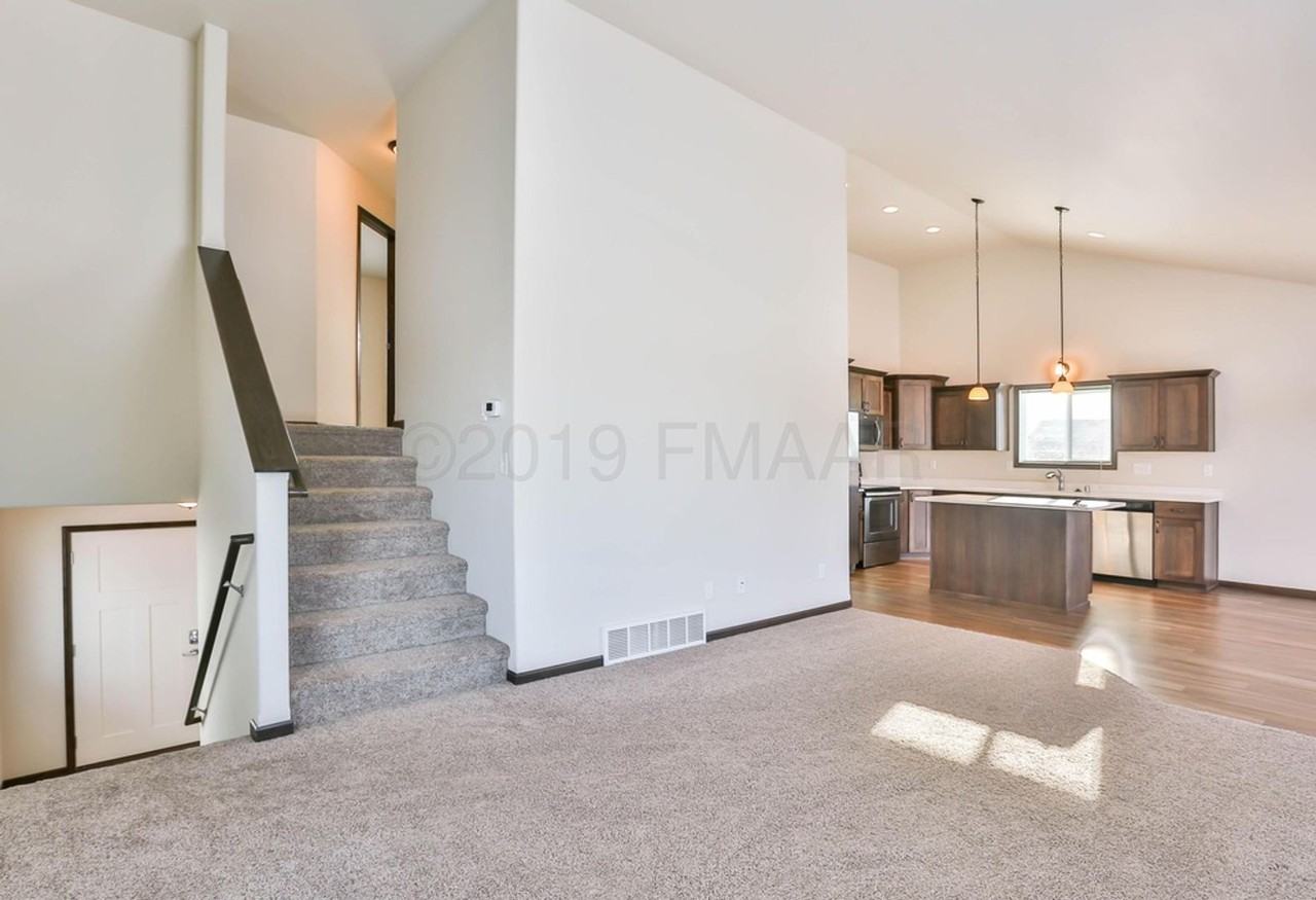 4545 13th St S - Photo 6 of 9