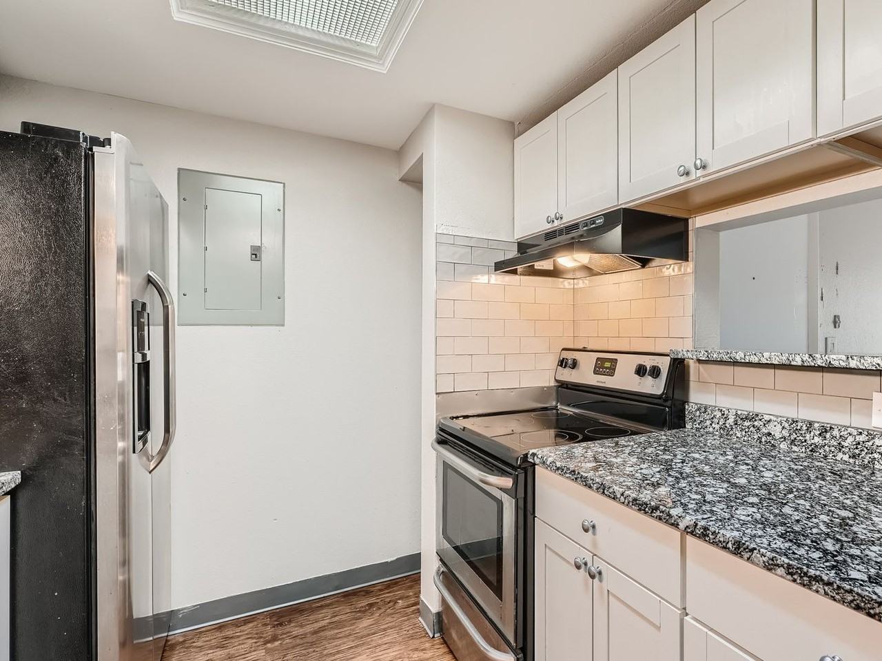 1870 S Pitkin Cir #A - Photo 5 of 20