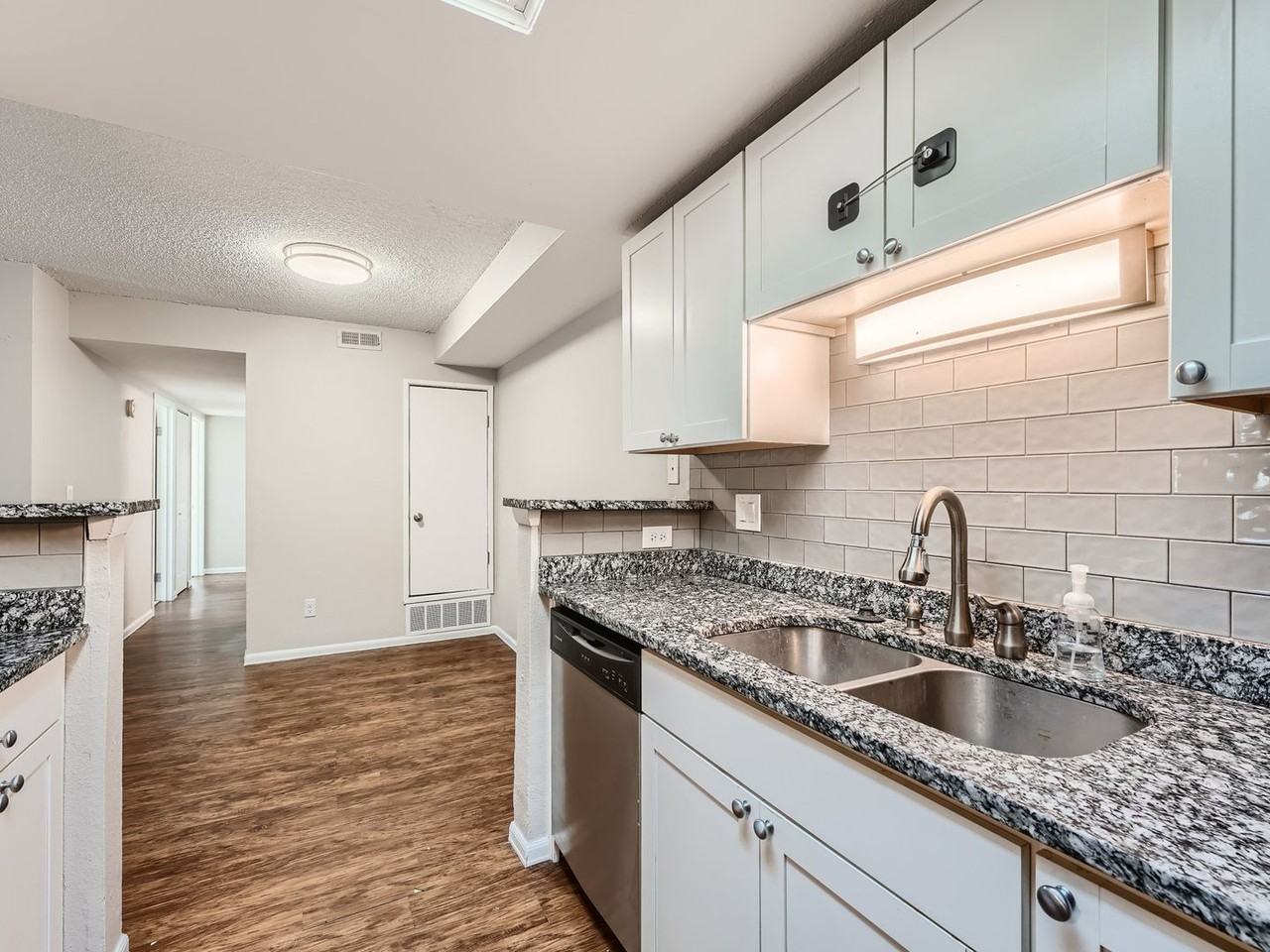 1870 S Pitkin Cir #A - Photo 7 of 20