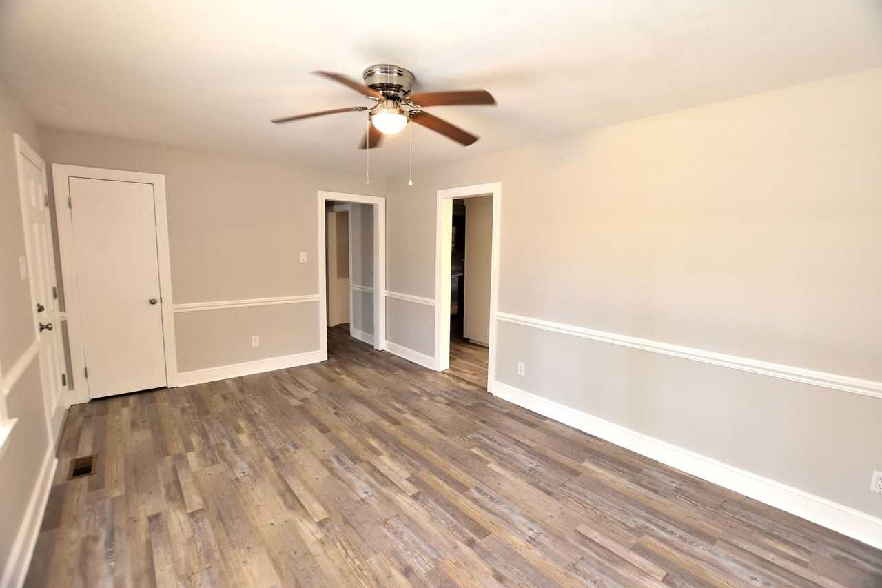 708 Cedarbrook Dr - Photo 4 of 18